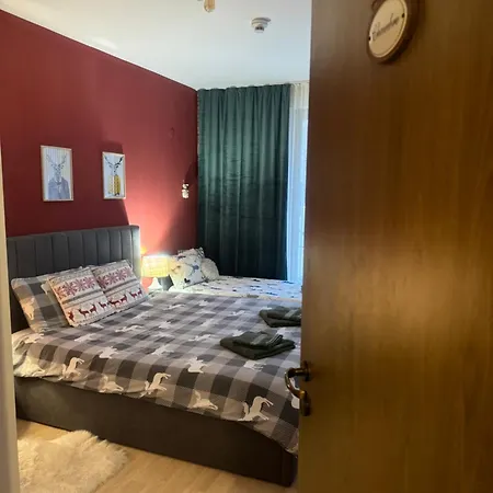 شقة 13 With Fireplace & Terrace, St John Park *